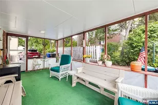 81 W Gouverneur Ave, Rutherford, NJ 07070 - Photo 23