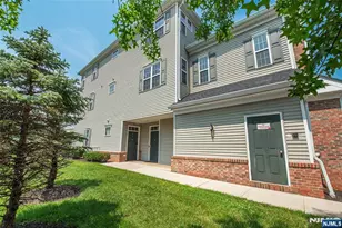 2 Station Sq, Union Township, NJ 07083 - Photo 23