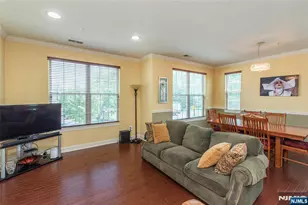 2 Station Sq, Union Township, NJ 07083 - Photo 5