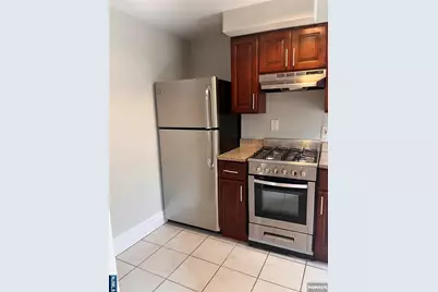 386 Lawton Avenue, Cliffside Park, NJ 07010 - Photo 7