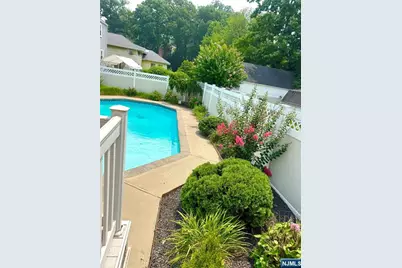 70 Byrne Street, Hackensack, NJ 07601 - Photo 17