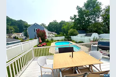 70 Byrne Street, Hackensack, NJ 07601 - Photo 19