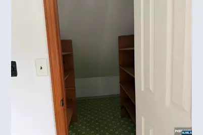 654 Chase Avenue 2 #2, Lyndhurst Township, NJ 07071 - Photo 17