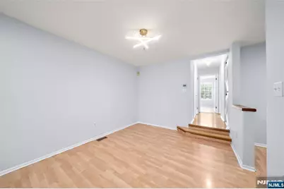 531 Windsor Drive, Palisades Park, NJ 07650 - Photo 5