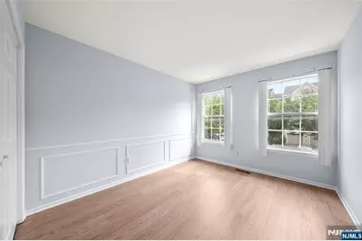 531 Windsor Drive 303 #303, Palisades Park, NJ 07650 - Photo 9