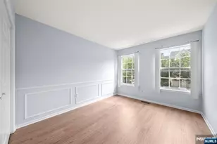 531 Windsor Dr, Palisades Park, NJ 07650 - Photo 9