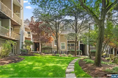 531 Windsor Drive 303 #303, Palisades Park, NJ 07650 - Photo 1