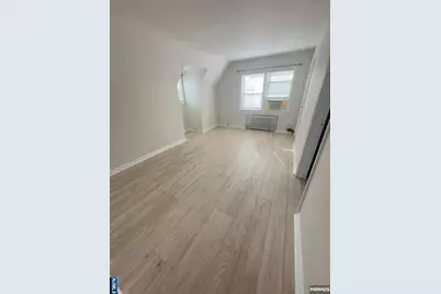 92 Aberdeen Court 2 #2, Haledon, NJ 07508 - Photo 7