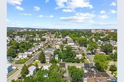 89 Tremont Avenue, East Orange, NJ 07018 - Photo 11