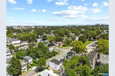 89 Tremont Avenue, East Orange, NJ 07018 - Photo 7