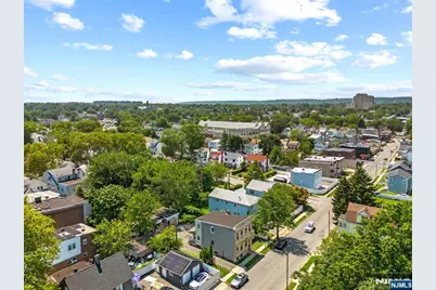 89 Tremont Avenue, East Orange, NJ 07018 - Photo 9