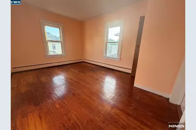 22 Forest Avenue, Teaneck Township, NJ 07666 - Photo 5