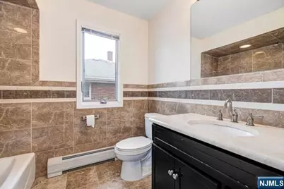 2344 Franklin Street, Fort Lee, NJ 07024 - Photo 17
