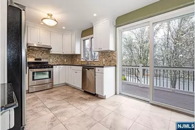 2344 Franklin Street, Fort Lee, NJ 07024 - Photo 9