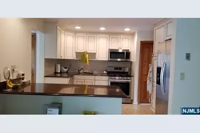 4 Merritt Court A #A, Tenafly, NJ 07670 - Photo 5