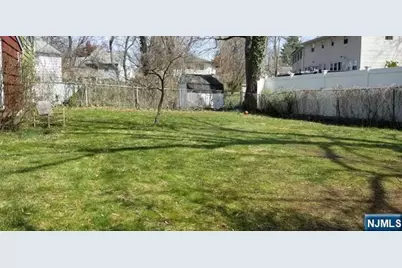 4 Merritt Court A #A, Tenafly, NJ 07670 - Photo 17