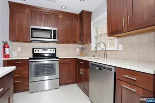 117 S Maple Ave B, Park Ridge, NJ 07656 - Photo 13