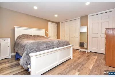 132 Charlton Avenue, Lodi, NJ 07644 - Photo 23