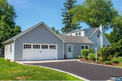139 Cosman Street, Washington Township, NJ 07676 - Photo 3