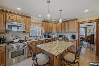 77 William Street, Kearny, NJ 07032 - Photo 11