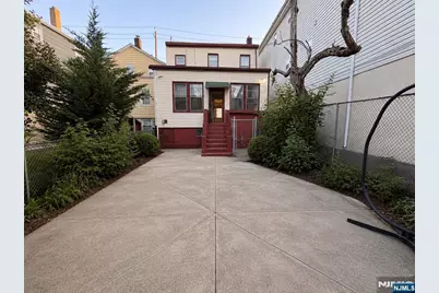134 70th, Guttenberg, NJ 07093 - Photo 3