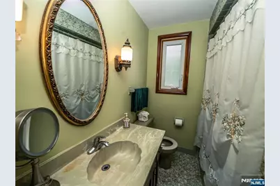 220 Clinton Avenue, Clifton, NJ 07011 - Photo 15