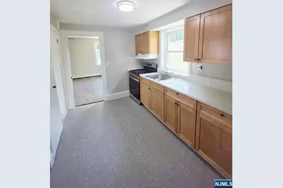 7 Oak Street, Norwood, NJ 07648 - Photo 5