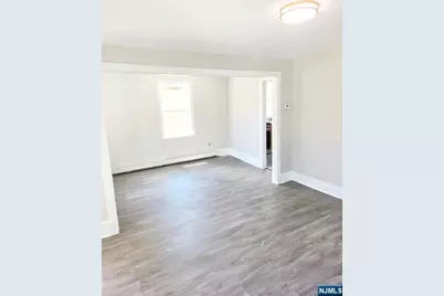 7 Oak Street, Norwood, NJ 07648 - Photo 3