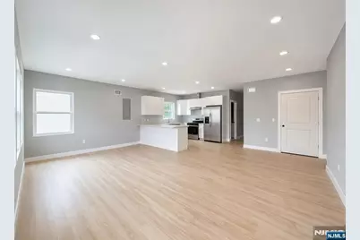 84 Beech Street, Belleville, NJ 07109 - Photo 9