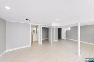 84 Beech St, Belleville, NJ 07109 - Photo 29