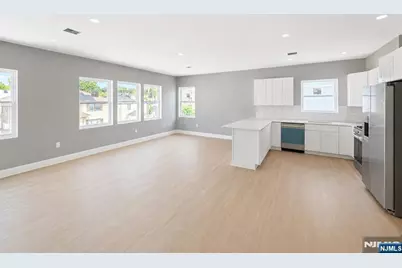 84 Beech Street, Belleville, NJ 07109 - Photo 13