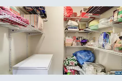 18 McKay Avenue, East Orange, NJ 07018 - Photo 9
