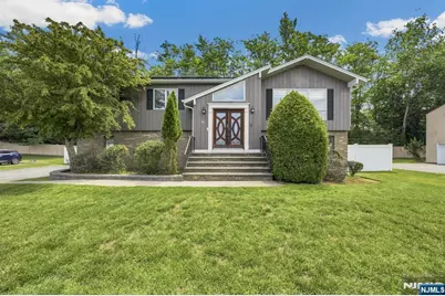 91 Chaffee Circle, Norwood, NJ 07648 - Photo 1