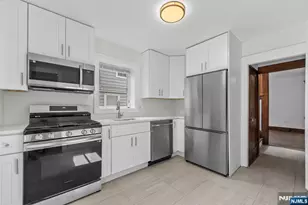 27 8th St, Ridgefield Park, NJ 07660 - Photo 1