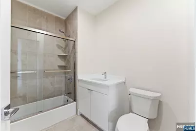 850 Broad Avenue B #B, Ridgefield, NJ 07657 - Photo 19