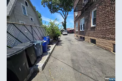839-845 Sanford Avenue, Newark, NJ 07106 - Photo 5