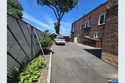 839-845 Sanford Avenue, Newark, NJ 07106 - Photo 37