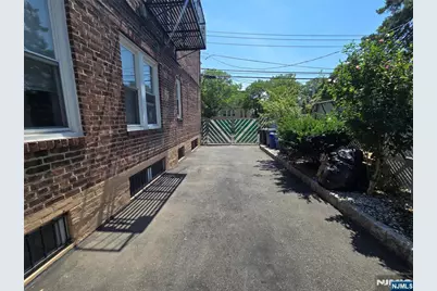 839-845 Sanford Avenue, Newark, NJ 07106 - Photo 39