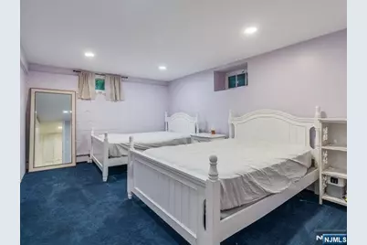 372 McKinley Boulevard, Paramus, NJ 07652 - Photo 31