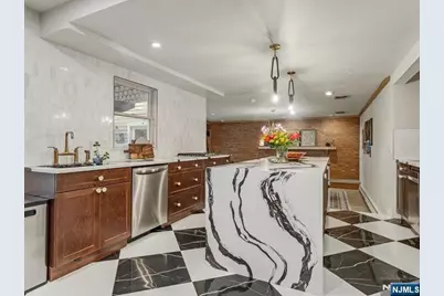 372 McKinley Boulevard, Paramus, NJ 07652 - Photo 13