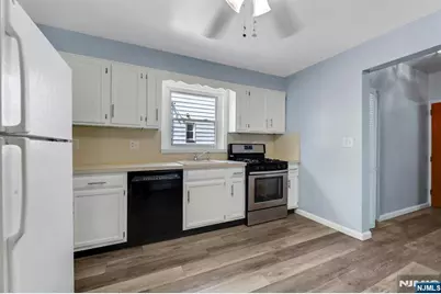 207 Passaic Avenue 1 #1, Bloomfield, NJ 07003 - Photo 3