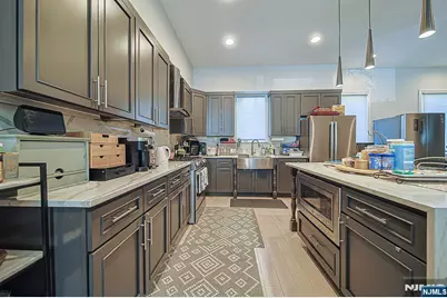 419 Stillwell B #B, Fort Lee, NJ 07024 - Photo 15
