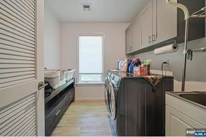419 Stillwell B #B, Fort Lee, NJ 07024 - Photo 39