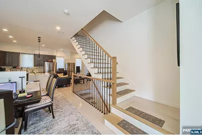 419 Stillwell B #B, Fort Lee, NJ 07024 - Photo 9