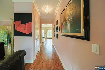 290 McCloud Drive, Fort Lee, NJ 07024 - Photo 7
