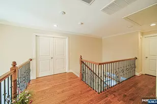 290 McCloud Dr, Fort Lee, NJ 07024 - Photo 21