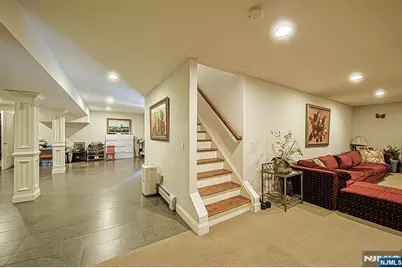 290 McCloud Drive, Fort Lee, NJ 07024 - Photo 25