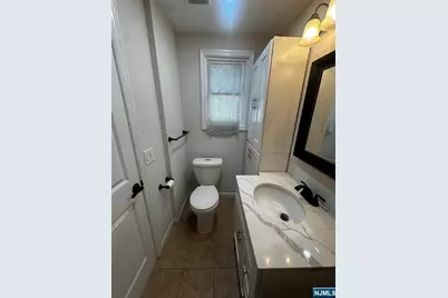 124 Main Avenue 1st Floor #1st Floor, Wallington, NJ 07057 - Photo 5