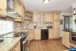 61 Intervale Rd, Par-troy Hills Twp., NJ 07005 - Photo 13