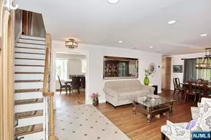 61 Intervale Rd, Par-troy Hills Twp., NJ 07005 - Photo 3